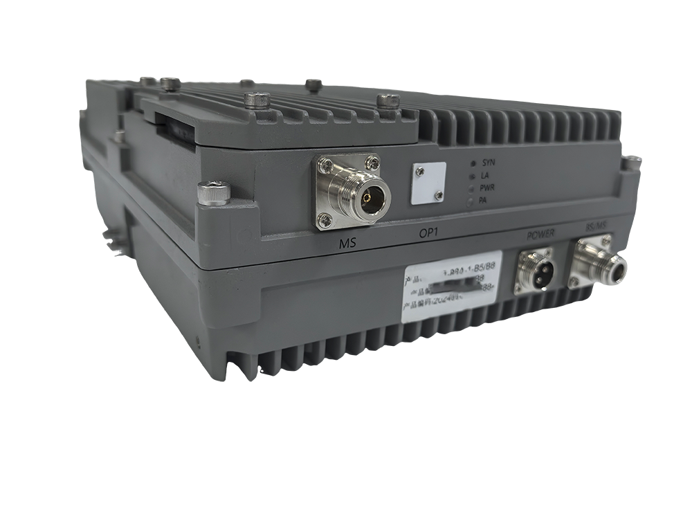  旌阳三频手机信号接收器2000㎡